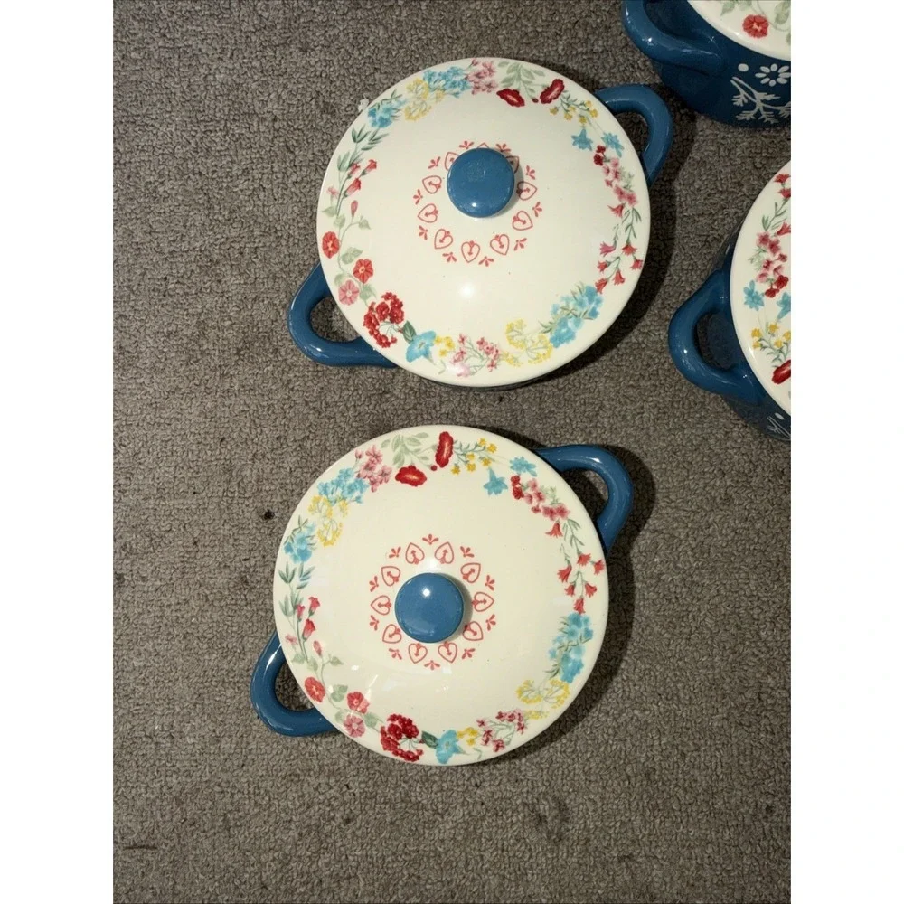 Lot Of‎ (4) Pioneer Woman Fancy Flourish Mini Cocotte with Lid 16 oz 4.5